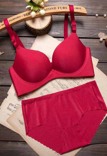 Red Seamless Underwired Lace Bra Panty Set(Snazzyway.com)